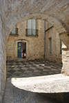 cour musée lodeve